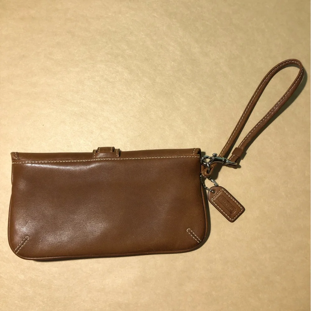 Vintage Coach Brown Leather Wristlet EUC